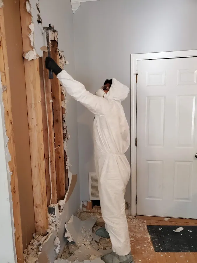 Water Damage Restoration services in Wauwatosa, WI